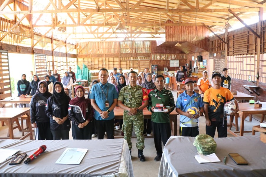 Pemberian Sarana dan Prasarana Alat Olahraga TMMD Ke-128 Tahun 2026 Dorong Semangat Pemuda dan Pengembangan Desa Wisata di Brabe