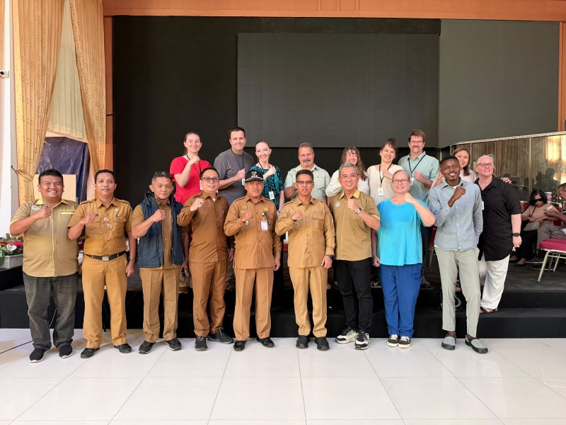 Kolaborasi Global Eyeglass Ministry, GBI, Dan Pemkab Karimun, Gelar Bakti Sosial Pemeriksaan Mata Dan Kaca Mata Gratis.
