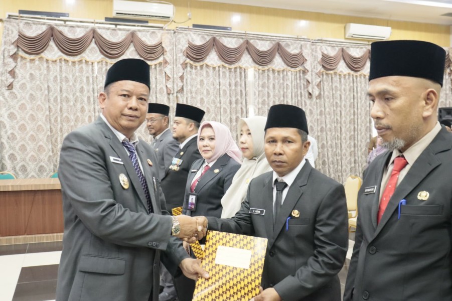 Wabup Inhu Lantik Delapan Pejabat Eselon II, Ini Nama-namanya