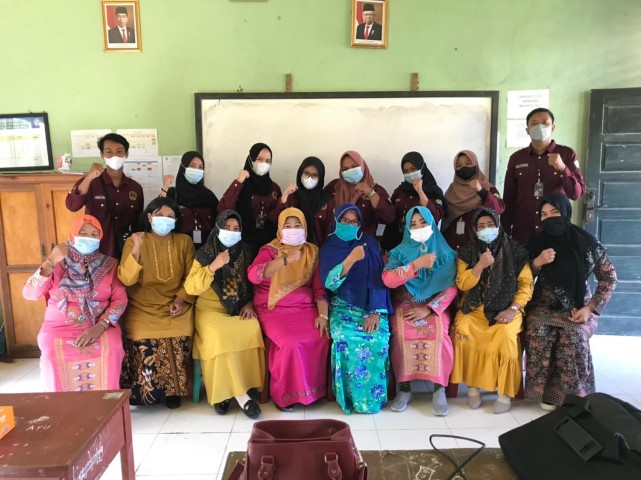 Kelompok Kukerta Unri Melaksanakan Sosialisasi Pembelajaran Hypermedia di SD N 007 Pekan Kamis