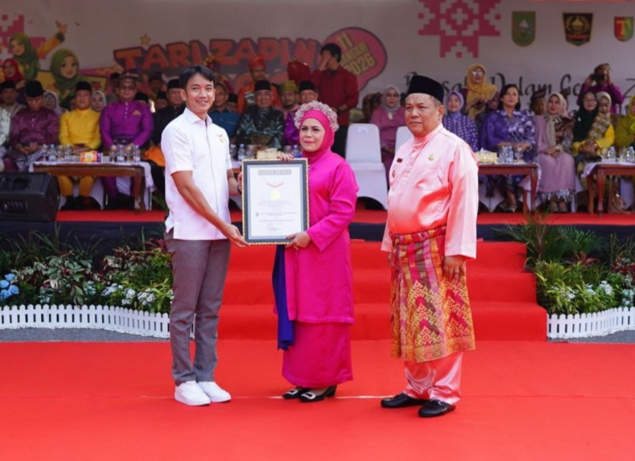 Riau Cetak Rekor Dunia, Tari Zapin Meskom Hadirkan 6000 Peserta
