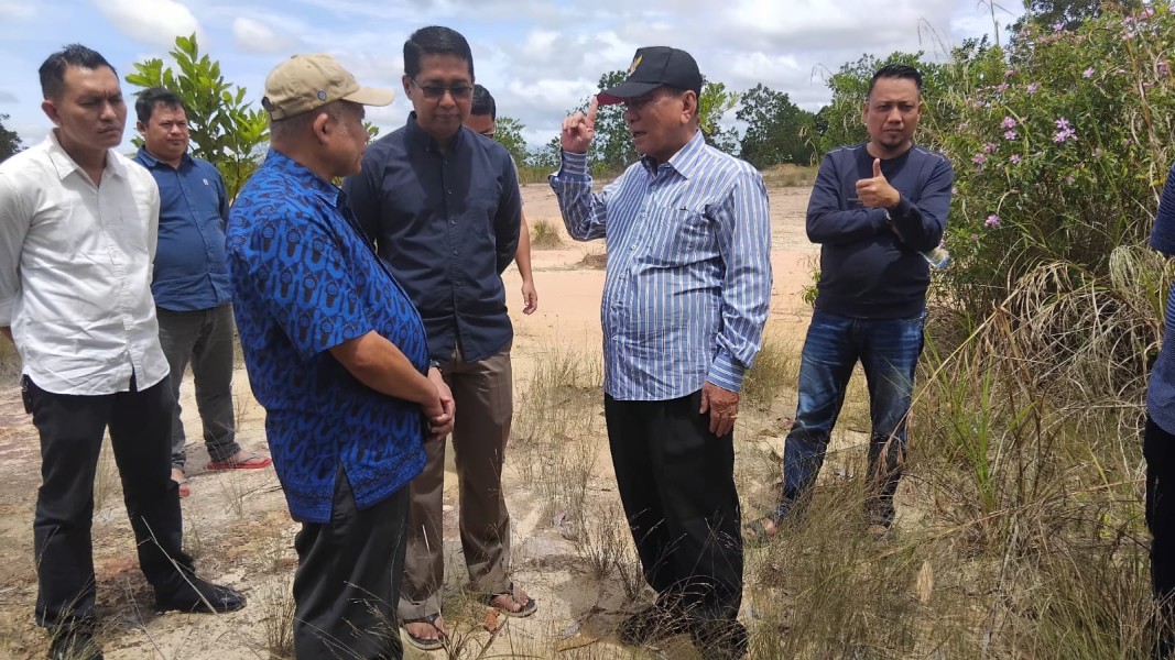 Implementasikan Janji Kampanye, Bupati Rohil Lakukan Suvey Lokasi Pembangunan Universitas dan pasar Tradisional