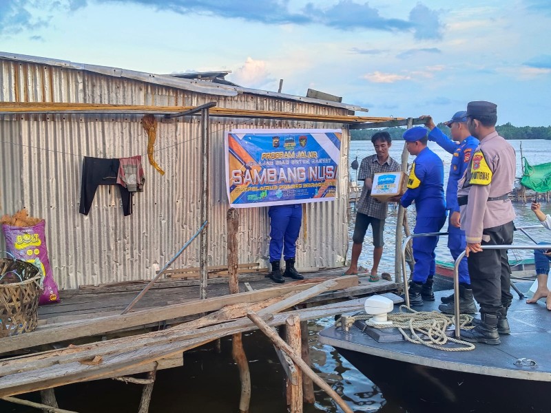 Satpolairud Polres Inhil Laksanakan Program JALUR Sambang Nusa di Desa Tanjung Baru