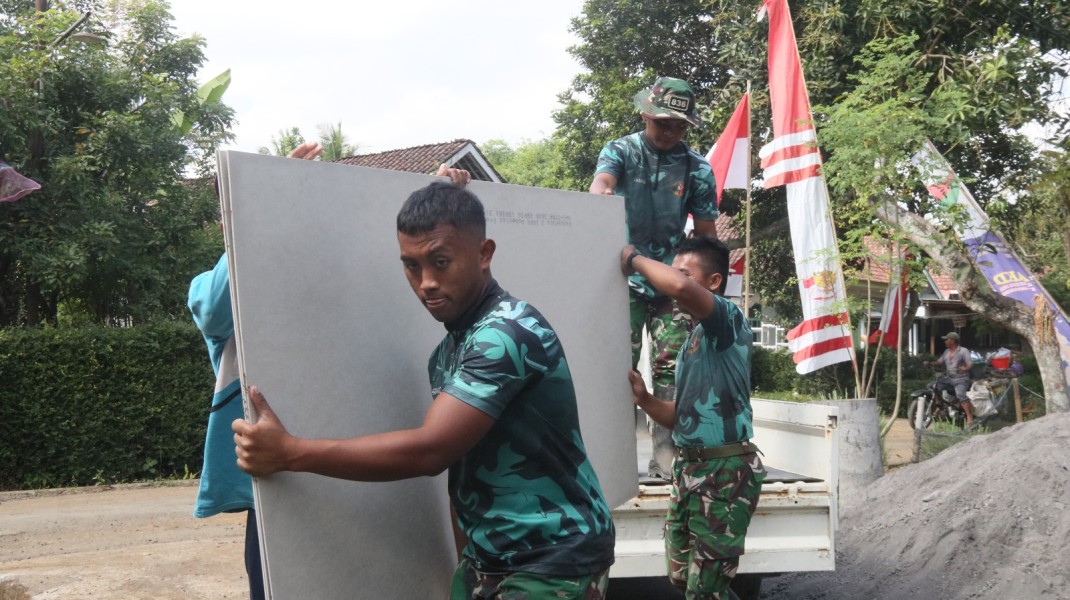 Distribusi Material RTLH TMMD ke-129 Terus Dipercepat, Dukung Penyelesaian Hunian Layak bagi Warga