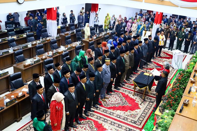 DPRD Inhil Gelar Rapat Pari Purna Pengucapkan Sumpah Janji 45 Anggota