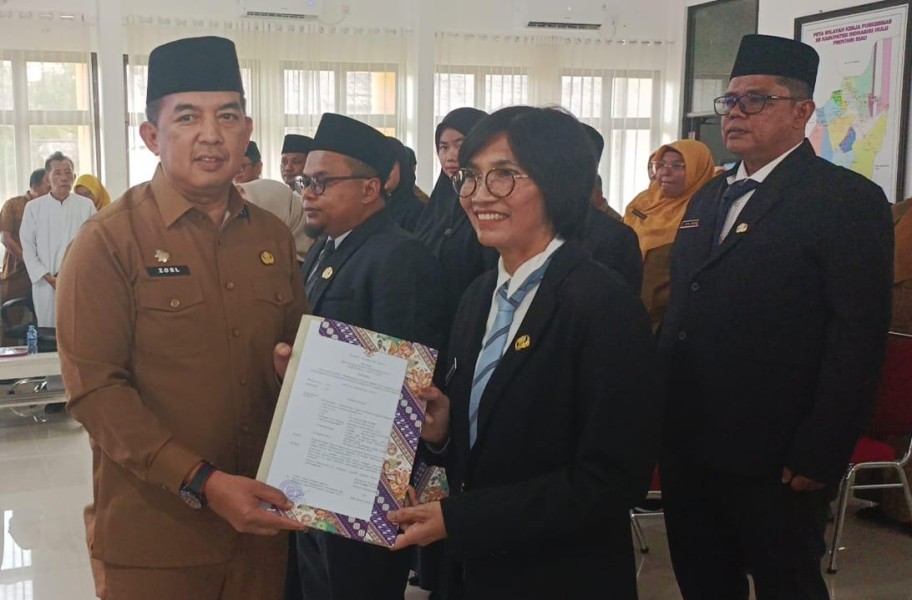 Lantik Kepala UPT Puskesmas, Sekda Zulfahmi Tekankan Inovasi dan Integritas ASN