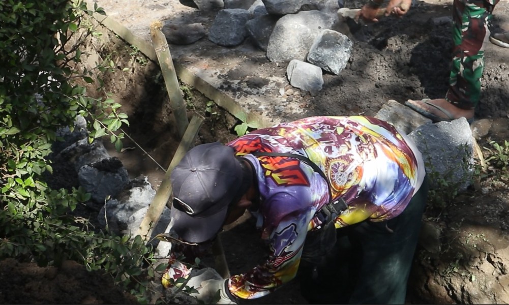 Antusiasme Warga Menguatkan TMMD ke-129, Pembangunan Drainase Kian Cepat dan Berkualitas