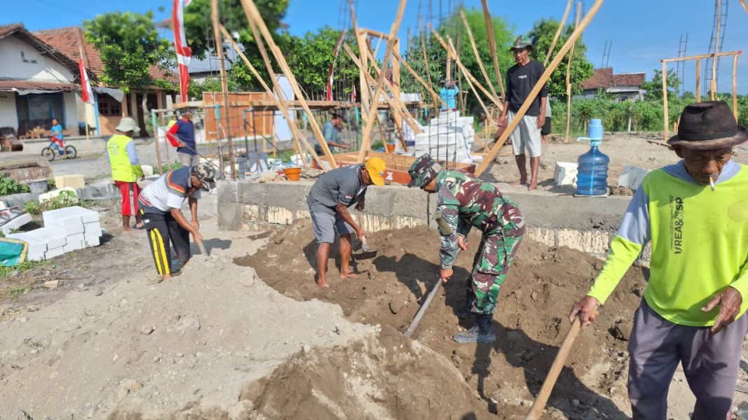 Serda Arifin Bersinergi Bangun Mushola di Desa Wangkalkepuh