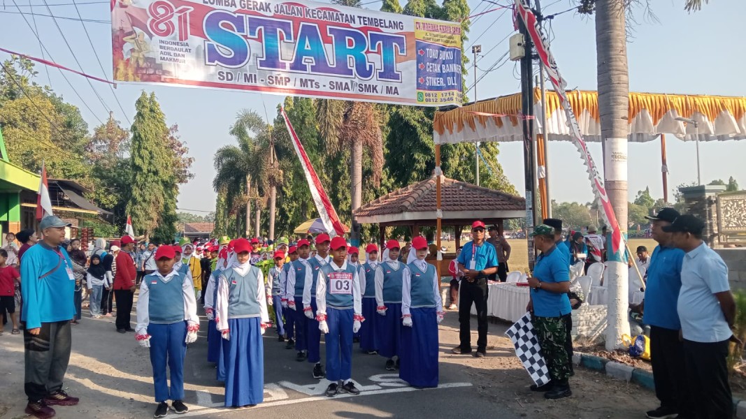 Koramil Tembelang Amankan Lomba Gerak Jalan Sambut HUT RI