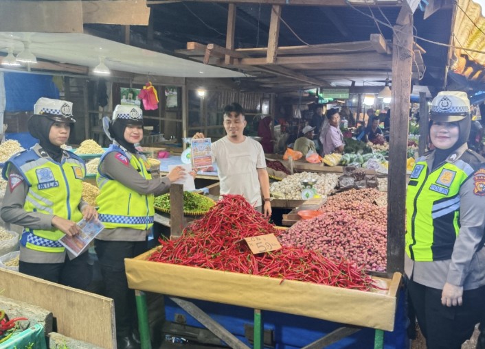 Sat Lantas Polres Inhil Imbau Pemilu Damai di Pasar