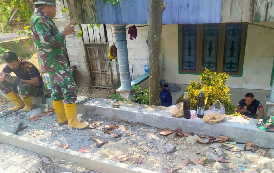 Logistik Cinta dan Ketulusan Hati Warga, Tercipta di TMMD 129 Bojonegoro