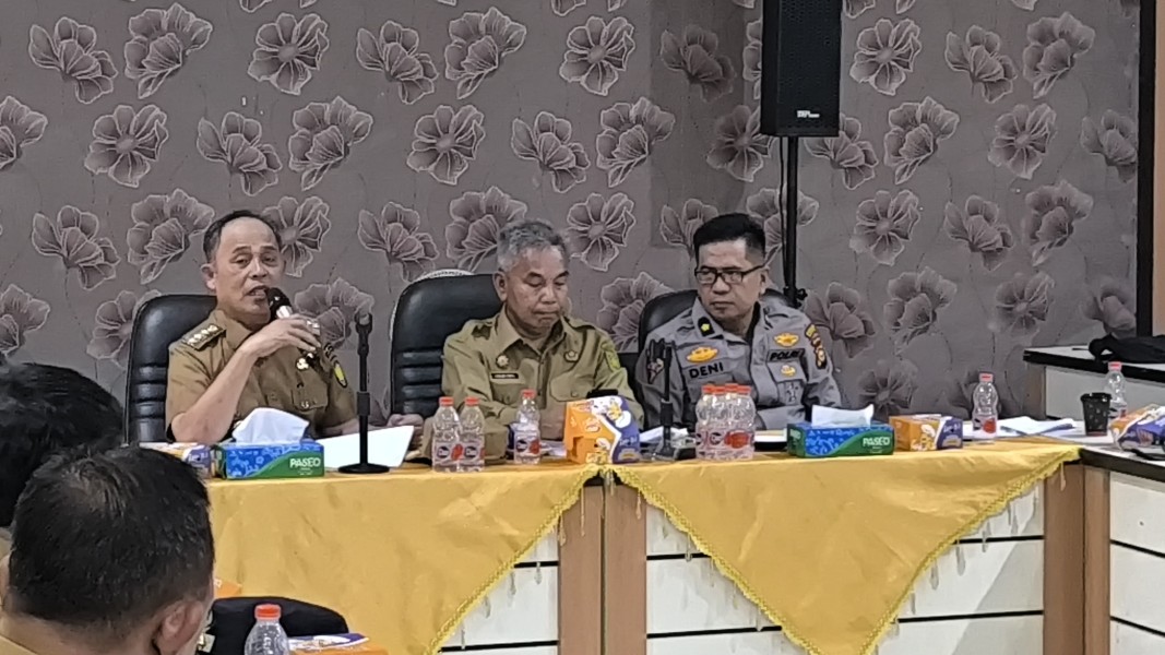 Bupati Inhil H. Herman Tegaskan Perusahaan Salurkan CSR untuk Penanganan Banjir