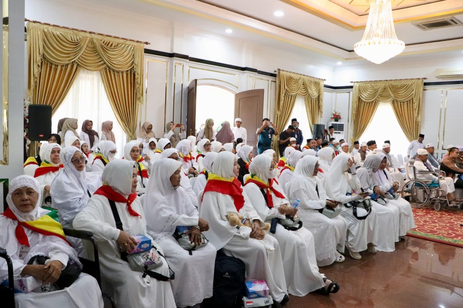 PJ Sekda Karimun Djunaidy, Sambut Kedatangan 120 Jemaah Haji Asal Karimun Tahun 2026