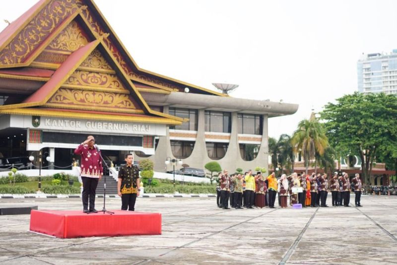 Pemprov Riau Raih Banyak Prestasi, Pj Gubri Puji Dedikasi Pegawai