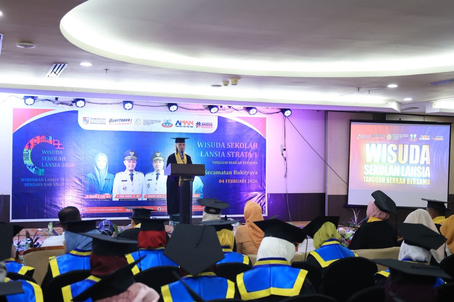 Apresiasi Wisuda 33 Lansia, Ketua TP PKK Pekanbaru: Capaian yang Membanggakan!