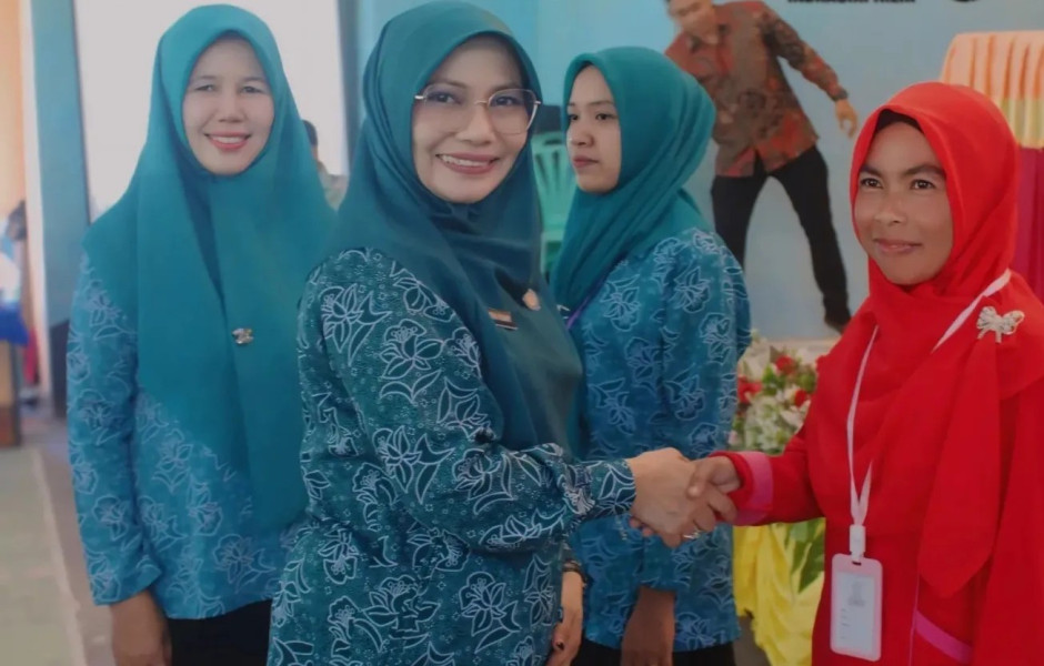 Pj. Ketua TP PKK Mendorong 5 Imunisasi  