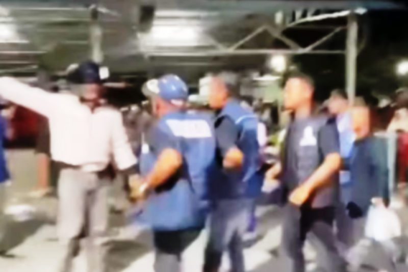 Pegawai Dishub Bengkalis dan Pengguna Roro Terlibat Cekcok di Pelabuhan