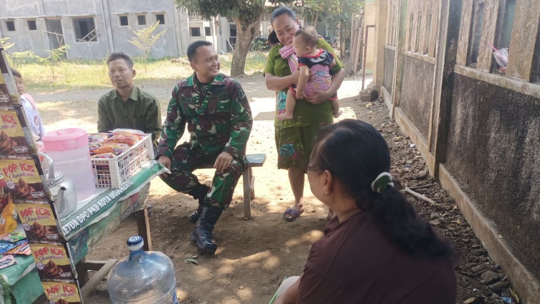 Serka Yunan Komsos dengan Warga Latsari