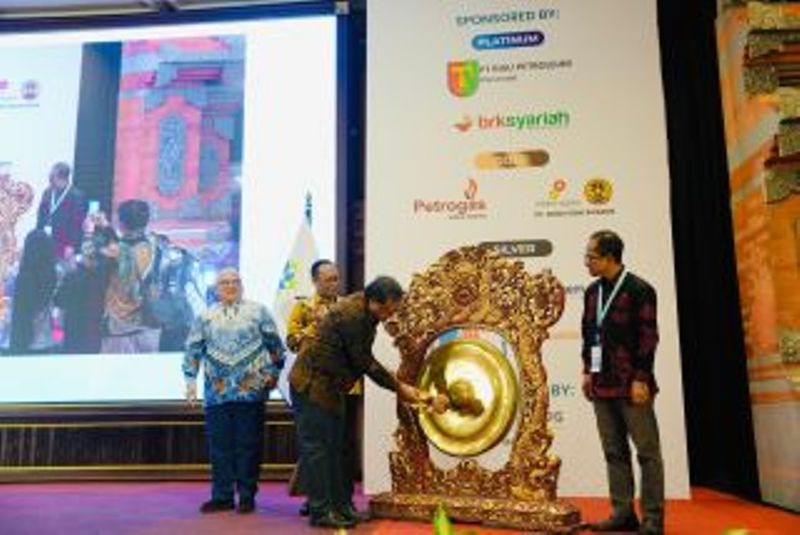 Pj Gubri Sebut BUMD Berperan Penting dalam Mengelola Energi Daerah