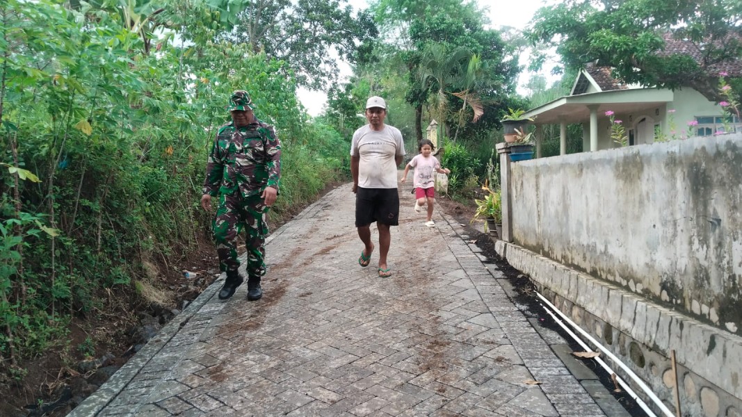 Warga Dusun Klagin Nikmati Jalan Paving Baru TMMD Ke-128 untuk Aktivitas Harian