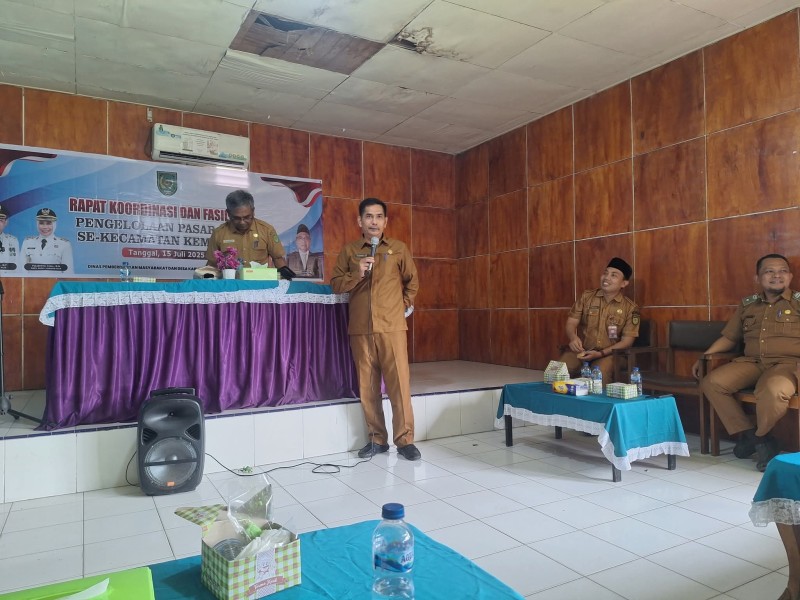 Pemdes se Kecamatan Kemuning Hadiri Rakoor Pengelolaan Pasar