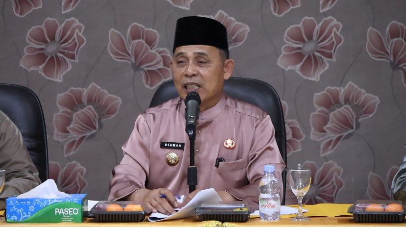 Bupati Inhil H. Herman Hadiri dan Pimpin Rapat Sinergi Pemerintah Daerah dan Dunia Usaha