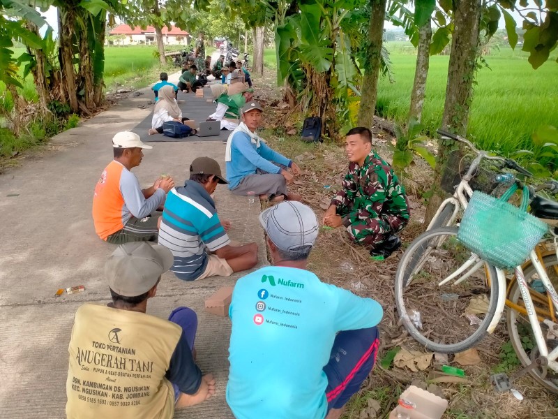 Koramil Kabuh Gelar Nobar untuk Pererat Kebersamaan dan Silaturahmi