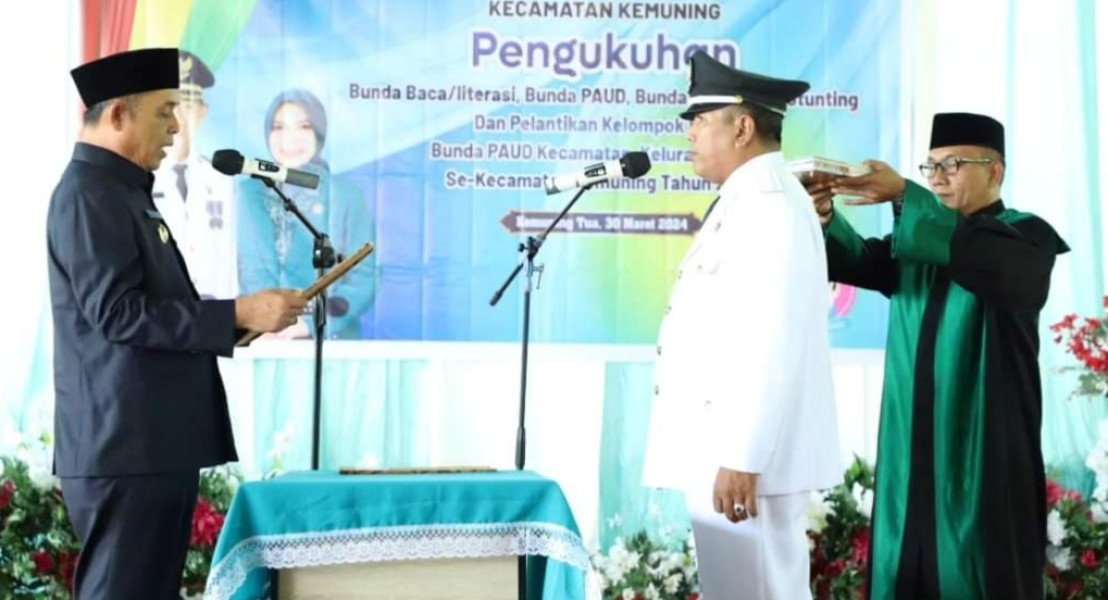 Pj. Bupati Inhil Lantik Mukhsin Sebagai Pejabat Kepala Desa Sekara Kecamatan Kemuning