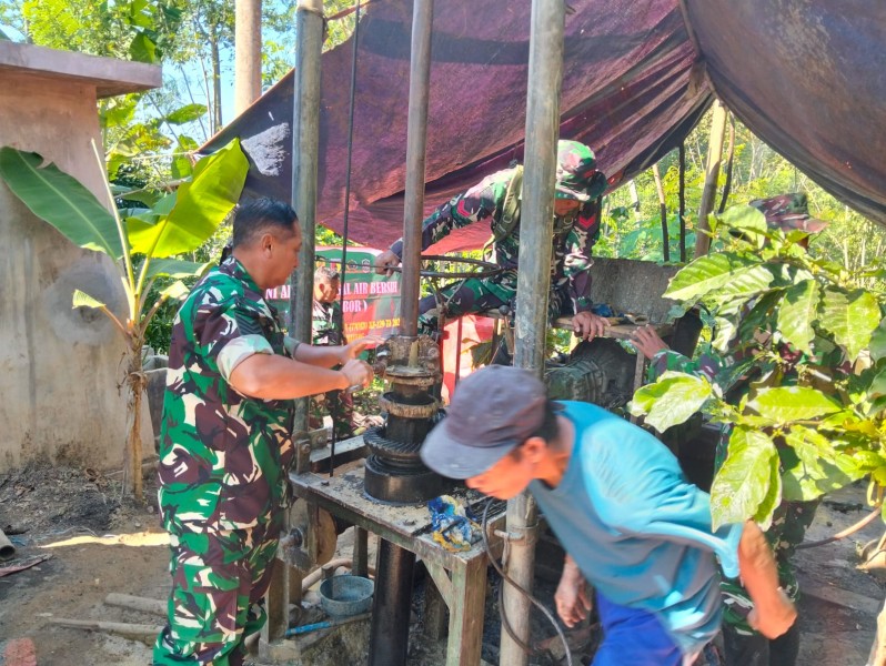 Program Unggulan TNI AD TMMD ke-129, Pengeboran Lima Titik Sumur Bor Dimulai di Gucialit