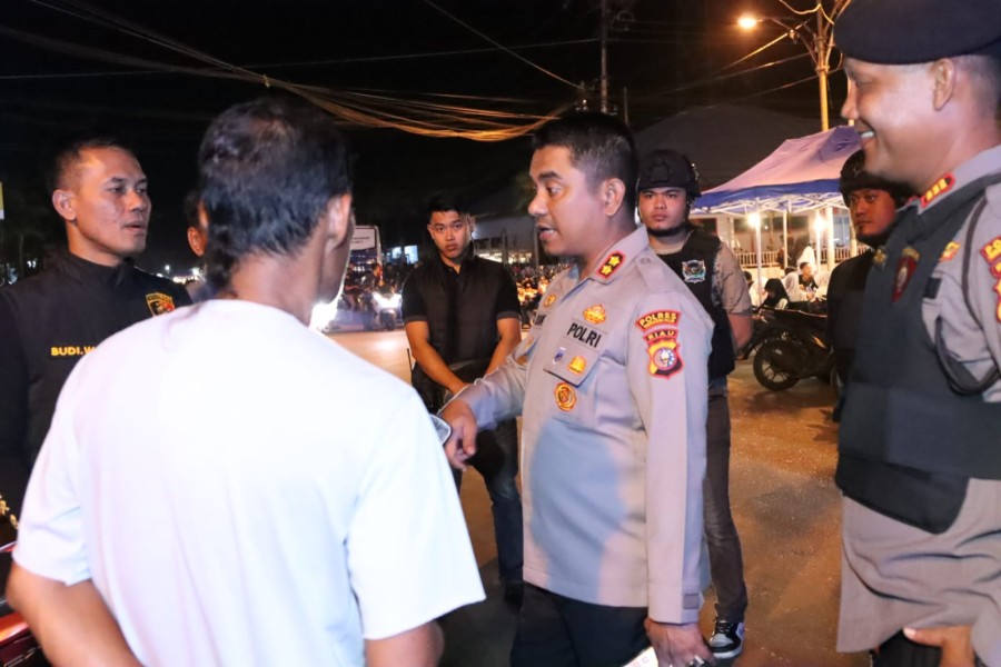 Kapolres Pimpin Patroli Dialogis Malam Minggu Di Wilkum Polres Inhil