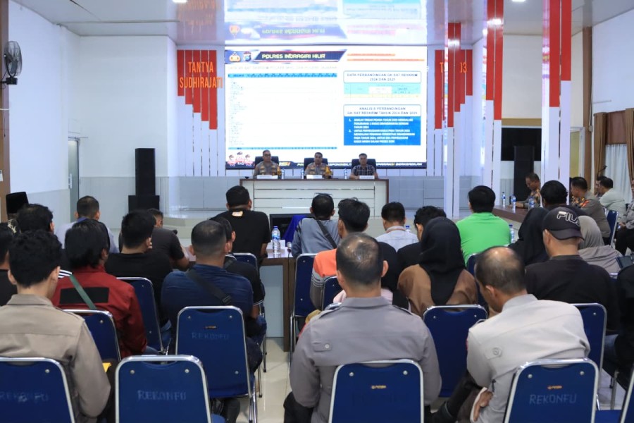 Polres Indragiri Hilir Gelar Konferensi Pers Refleksi Akhir Tahun 2025