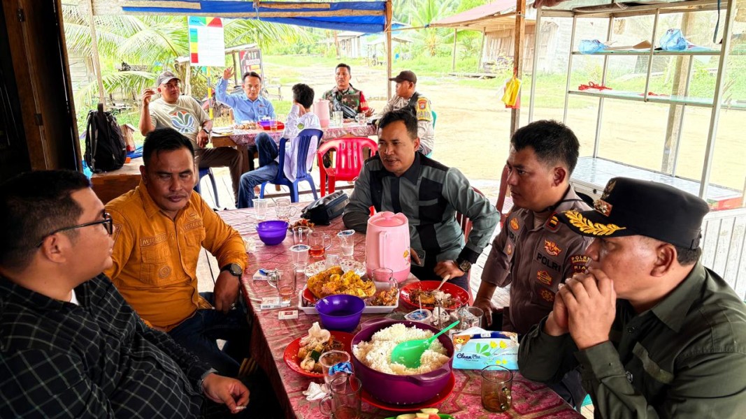Polsek Mandah Koordinasi Pendataan Lahan Jagung di Desa Sepakat Jaya Dukung Swasembada Pangan