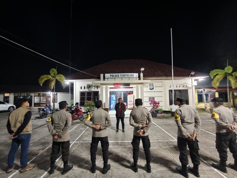 Polsek Tempuling Gelar Patroli KRYD dan Blue Light, Ciptakan Kamtibmas Aman