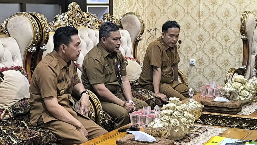 PJ Bupati Erisman Yahya Pimpin Rapat Kelanjutan Pembangunan Islamic Center di Tembilahan