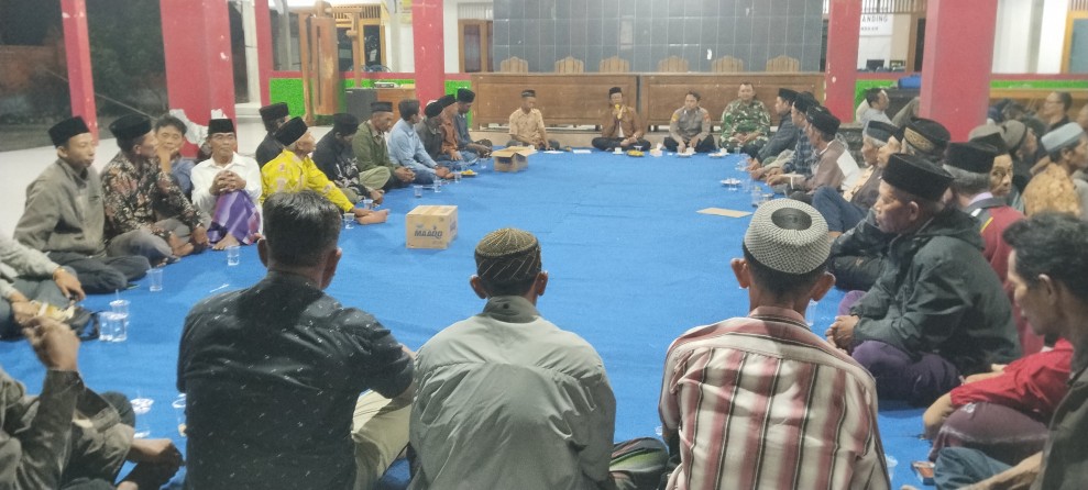 Bati Komsos Koramil Plandaan Hadiri Pembentukan Panitia PHBN Desa Purisemanding