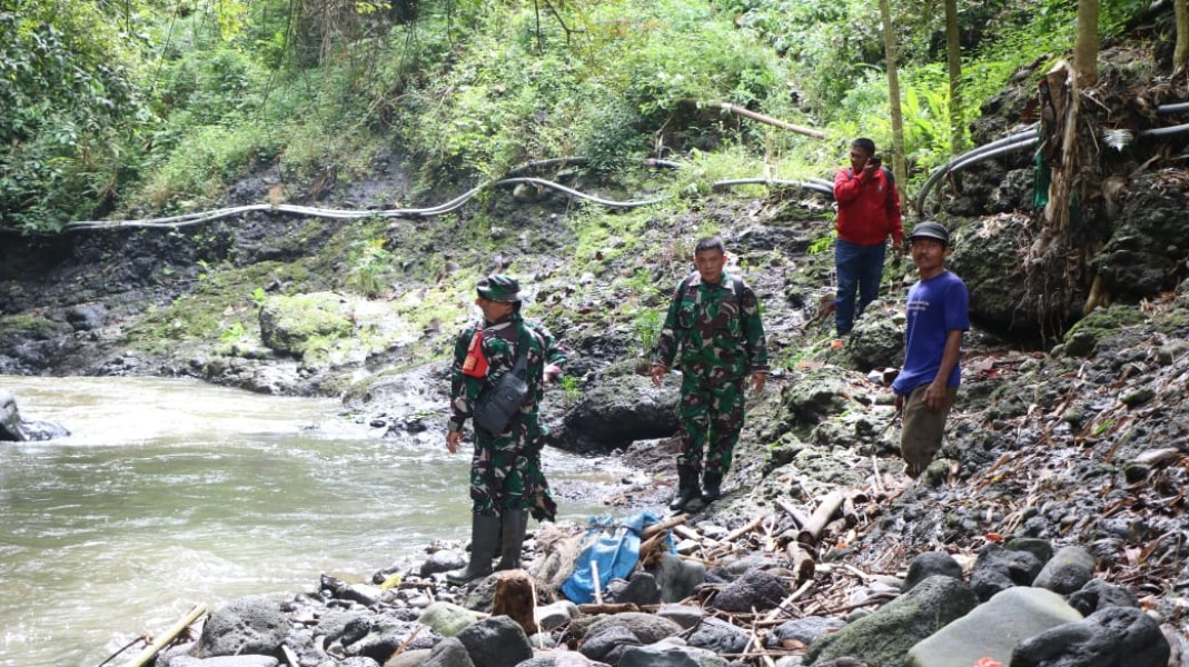 Satgas TMMD Ke-128 Tinjau Titik Nol Mata Air di Kloangan, Alirkan ke Tandon Dusun Klagin