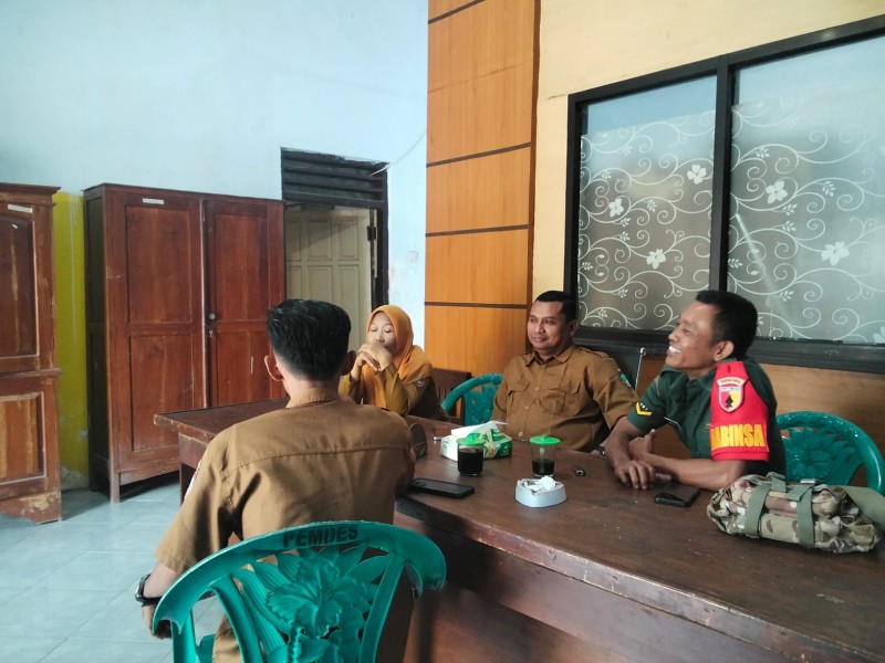 Serda Doni Perkuat Sinergitas dengan Perangkat Desa Selorejo Melalui Komsos