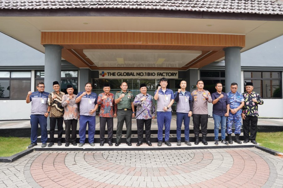 Dandim Jombang dan Bupati Gelar Kunjungan ke PT Camino dan PT Cheil Jedang Indonesia Ploso