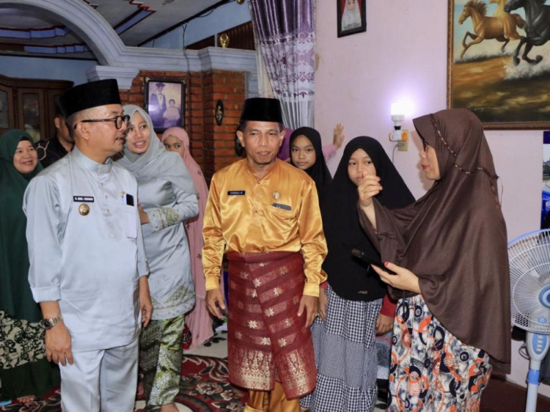 Pj Bupati Kampar Tinjau Kafilah Kampar di Inhu untuk Berikan Semangat