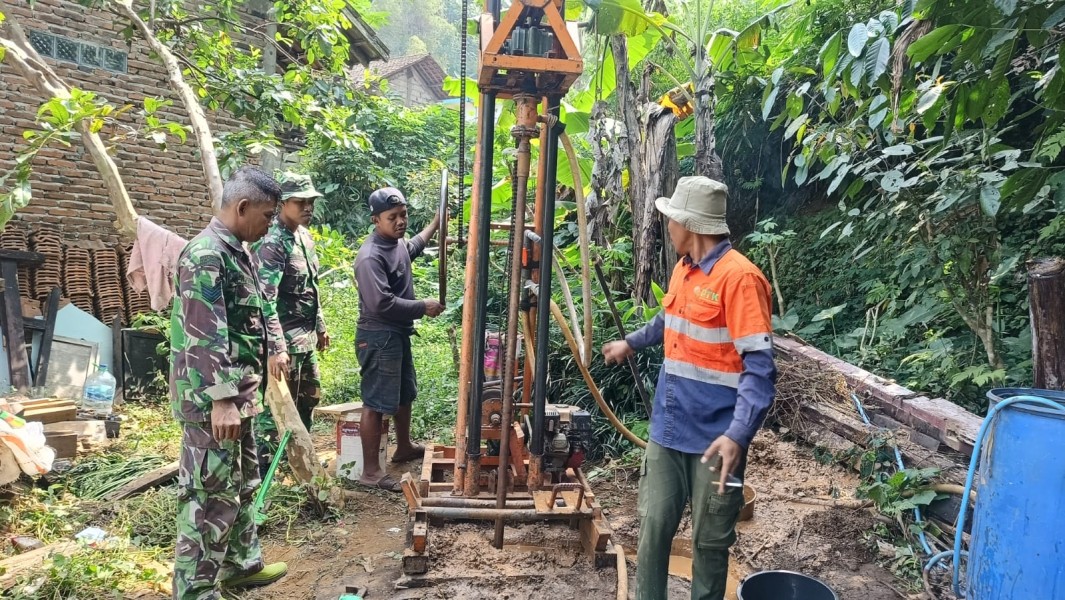 Pengeboran Sumur Bor TMMD Reguler Ke-129 Dimulai, Bantu Atasi Krisis Air di Desa Watuduwur