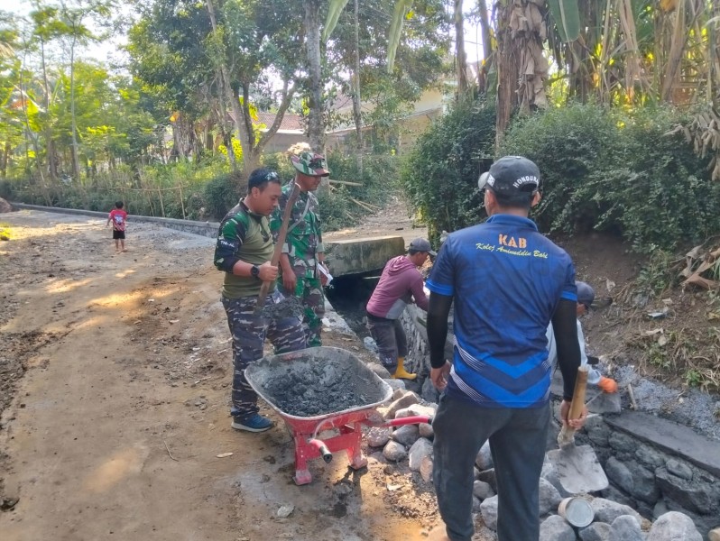 TMMD ke-129 Percepat Pembangunan Drainase, Wujud Nyata TNI Tingkatkan Kualitas Lingkungan Desa