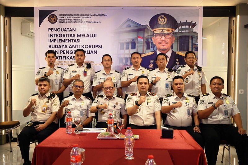 Perkuat Budaya Integritas, Inspektur Wilayah III Kementerian Imipas Berikan Pengarahan di Kantor Imigrasi Bengkalis