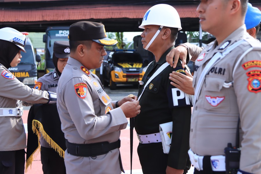 Kapolres Indragiri Hilir Pimpin Apel Operasi Zebra 2025
