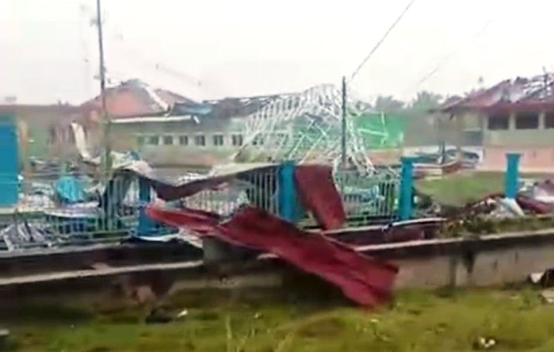 Sekolah Porak-poranda Dihantam Angin, Ini Langkah Kadisdik Bengkalis!