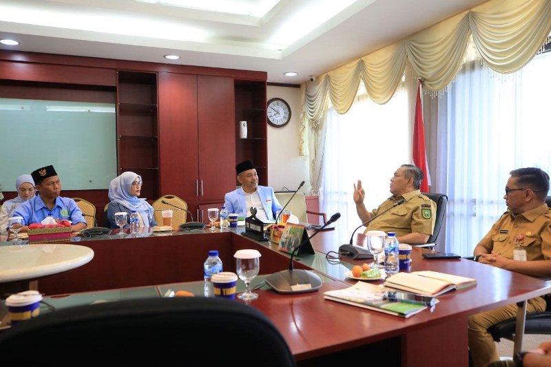 Plt Gubernur Terima Audiensi BKPRMI Riau, Bahas Rencana Syariah Impact Forum 2026