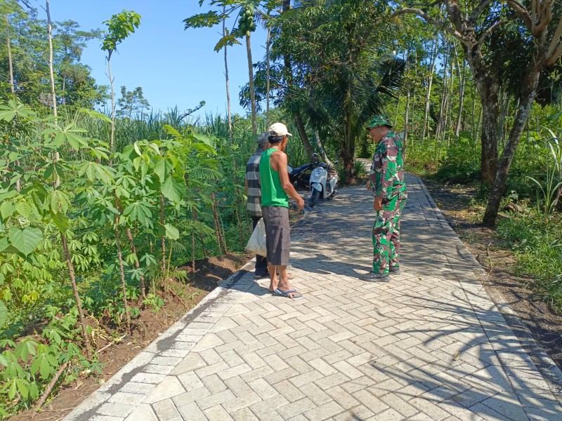Pavingisasi Program TMMD Ke-128 Bikin Masyarakat Ceria, Lingkungan Jadi Rapi