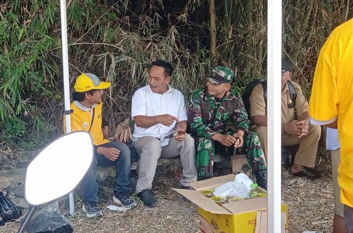 Serda Bambang Ismanu Komsos dengan Warga Sawiji