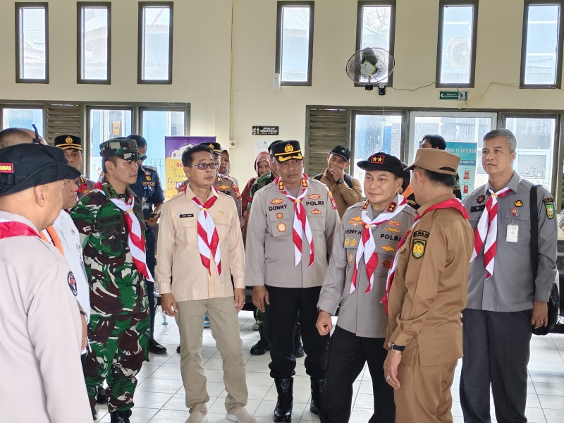 Kapolda Riau Tiba di Inhil, Disambut Forkopimda lalu Langsung Bertolak ke Pelabuhan Pelindo