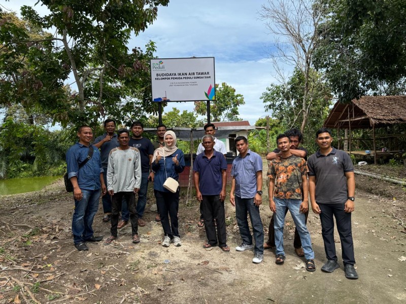 Peringati Hari Buruh, PLN Nusantara Power UP Tenayan Perkuat Ekonomi Masyarakat  Melalui Program Pemberdayaan Budidaya Ikan Sistem Bioflok dan Pengembangan Cacing Tanah