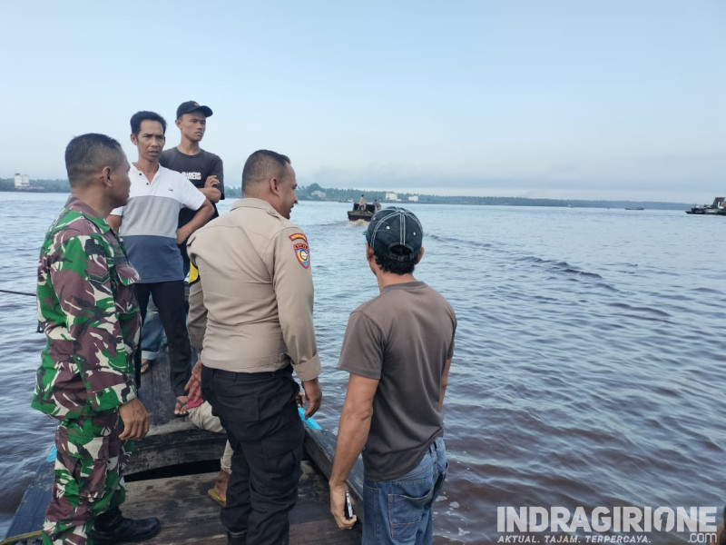 Penumpang Kapal Terjatuh di Sungai Guntung